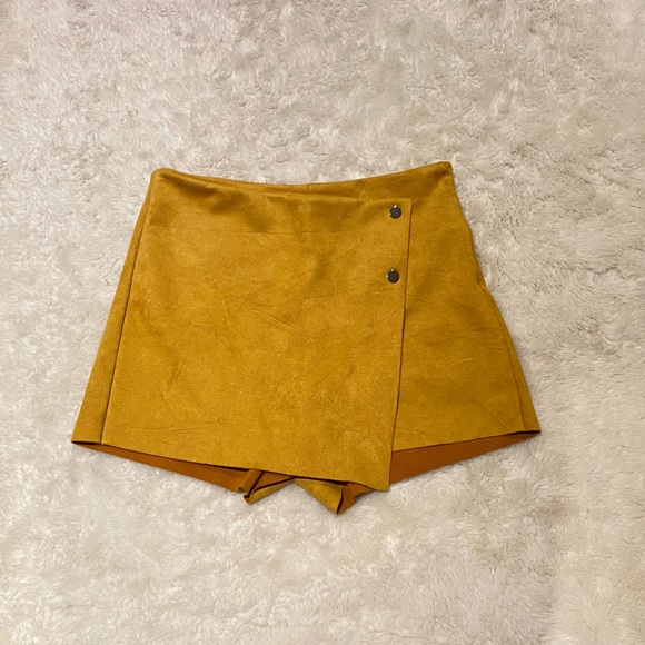 Zara mustard skort faux suede size medium - Picture 2 of 6